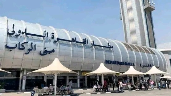 دواعي “الصالح العام”.. مصادر إعلامية تكشف خلفيات قرار إبعاد الصحفية درة قمبو من مصر