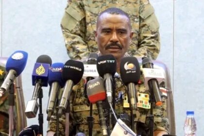 “هيومن رايتس ووتش” تطالب الجيش السوداني بمحاسبة قادة الدعم السريع المنشقين وترفض منحهم العفو عن الجرائم الخطيرة