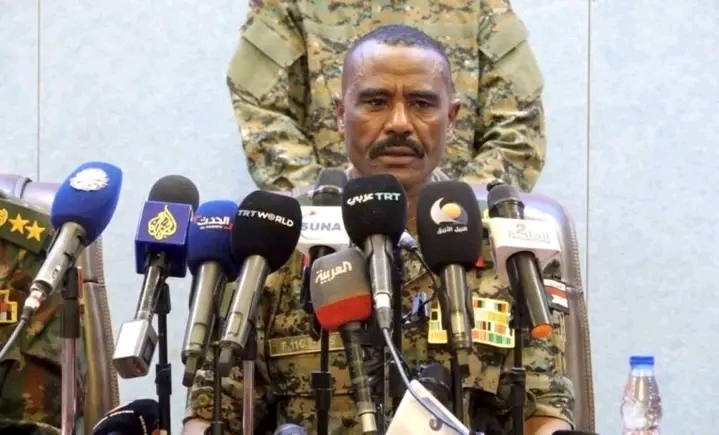 “هيومن رايتس ووتش” تطالب الجيش السوداني بمحاسبة قادة الدعم السريع المنشقين وترفض منحهم العفو عن الجرائم الخطيرة