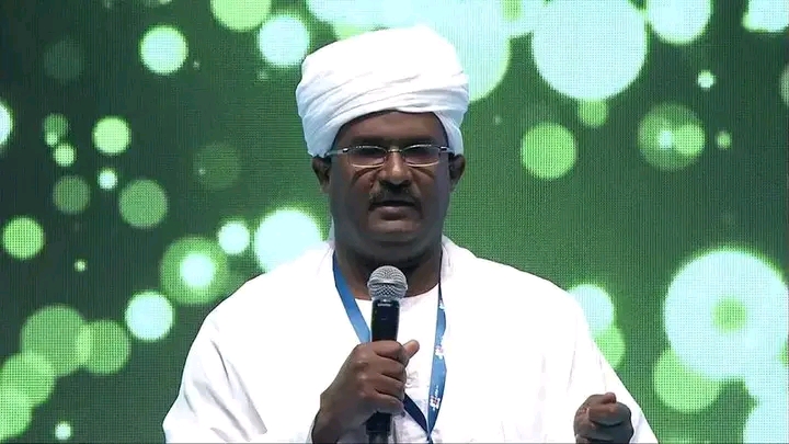 كواليس انشقاق مستشار المليشيا فارس النور ومغادرته إلى السعودية.. والقبض على “وزير مالية نيالا” بتهم الفساد