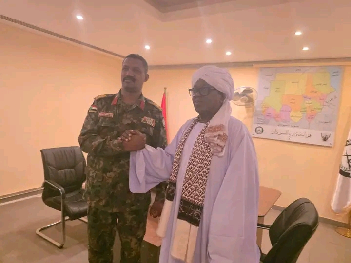 كيكل يعلن من مقر “الدرع”: تنسيق عسكري وثيق مع الجيش لبسط السيطرة الكاملة واستعادة هيبة الدولة