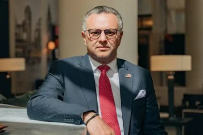 مستشار الرئيس الأمريكي يجرى اتصالاً عاجلاً بقيادة الدعم السريع ويطلق تحذيراً شديد اللهجة بشأن الأبيض