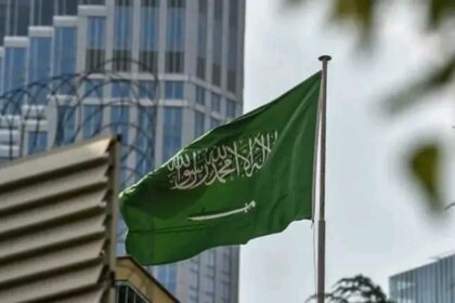 المملكة في صدارة الدعم الإنساني.. الخارجية السعودية: 3.21 مليار دولار إجمالي المساعدات الموجهة للسودان عبر 359 مشروعاً