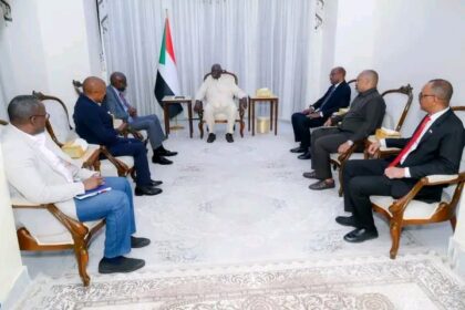 موسيفيني يبعث برسالة قوية لمالك عقار: لن نعترف بأي حكومة موازية في السودان سوى حكومة البرهان