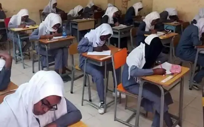 نتيجة الشهادة السودانية.. مدير الامتحانات يحسم موعد الإعلان ويكشف حقيقة المنشورات المتداولة