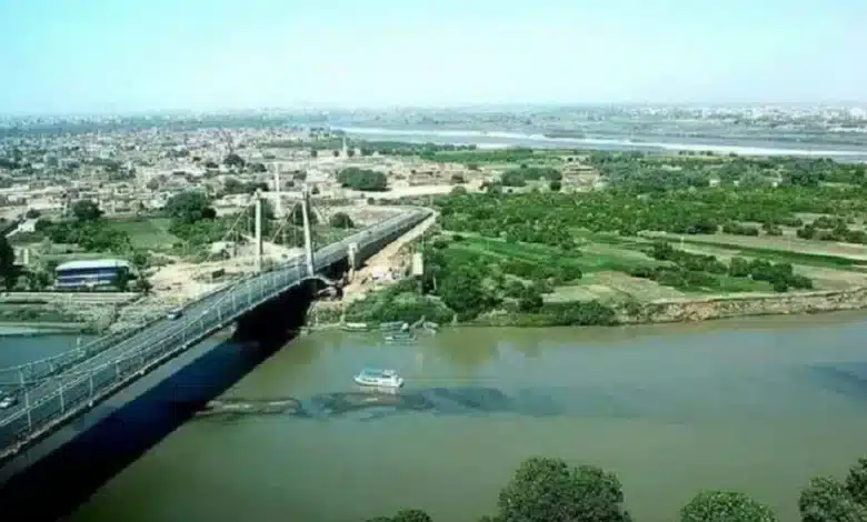 العطش يضرب الخرطوم.. سعر برميل المياه يقفز إلى 4 آلاف جنيه